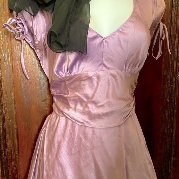 Express Beautiful purple silk top - Picture 3 of 4